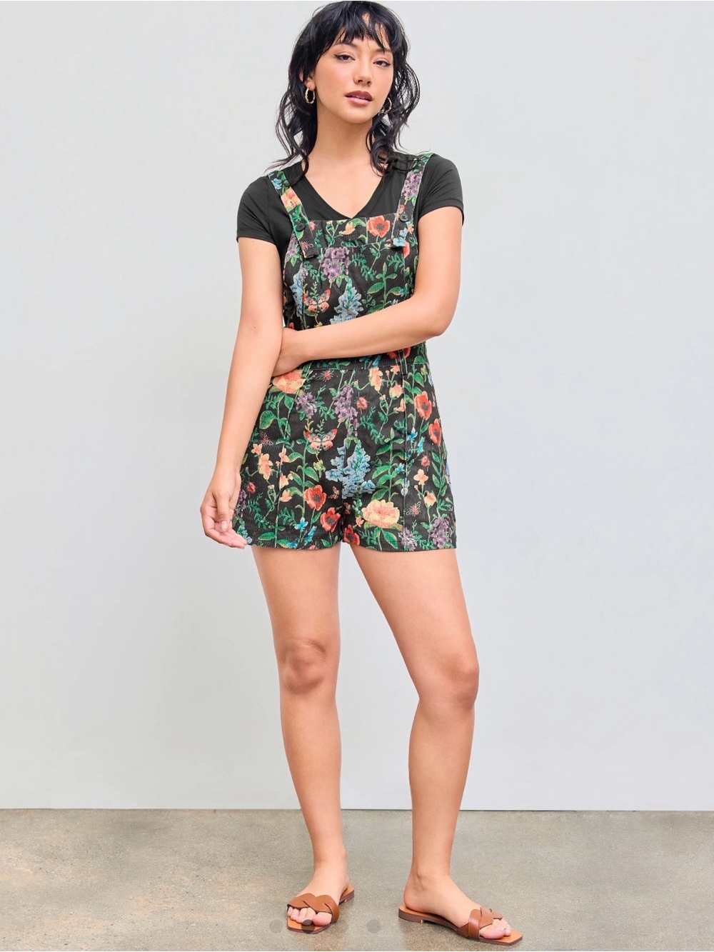CIDER LIGHTWEIGHT CORDUROY BLACK FLORAL BUTTON ROMPER XS/S